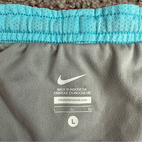 Nike Short Womens Size L Dri-Fit Active Running - Picture 7 of 10